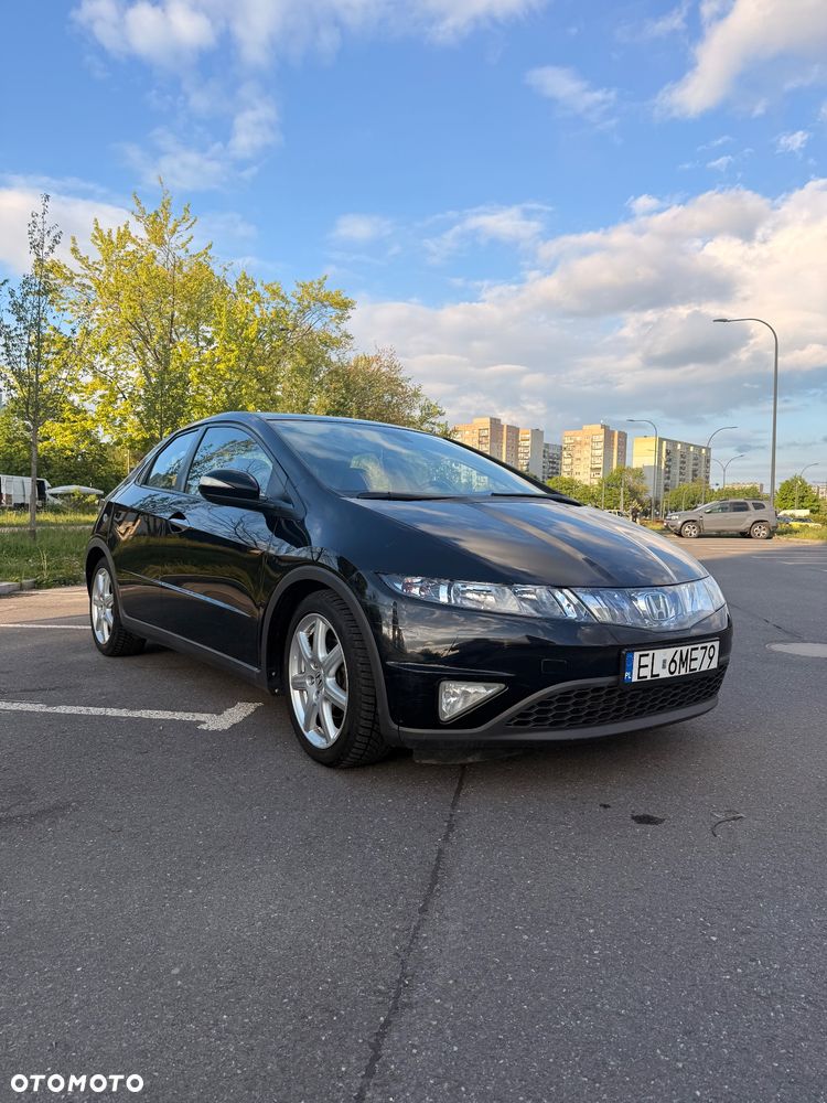 Honda Civic 1.8 Comfort - 1