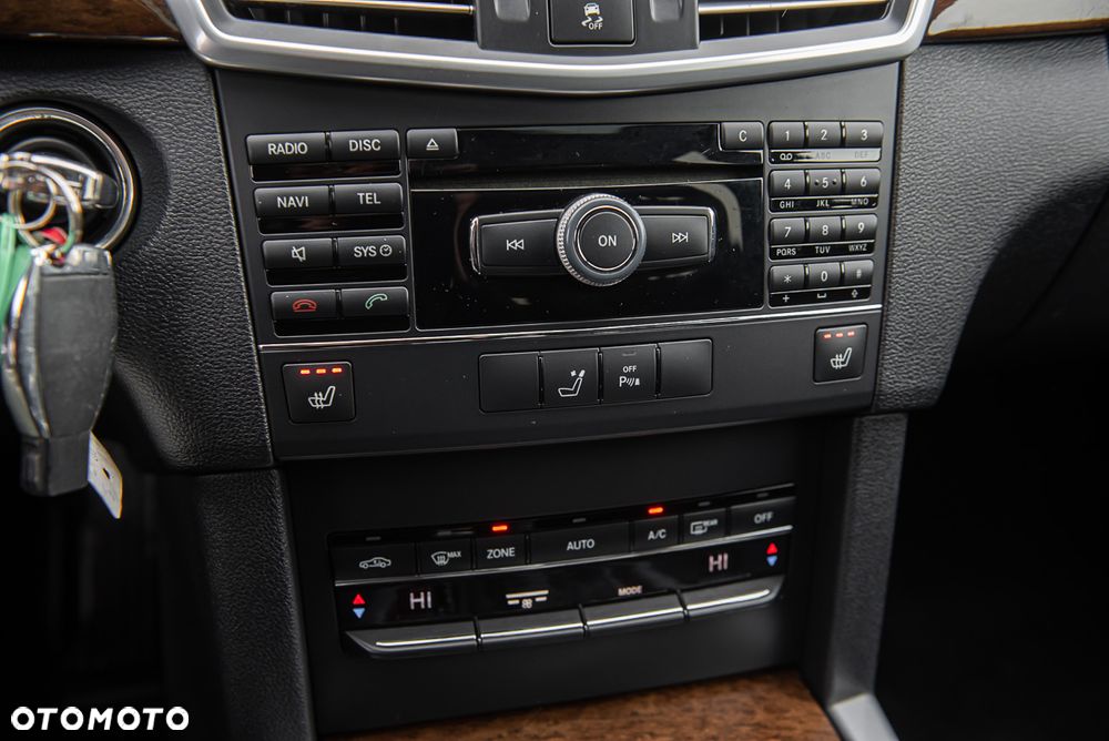 Mercedes-Benz Klasa E - 25