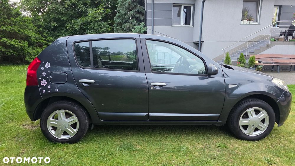 Dacia Sandero 1.6 Laureate - 16