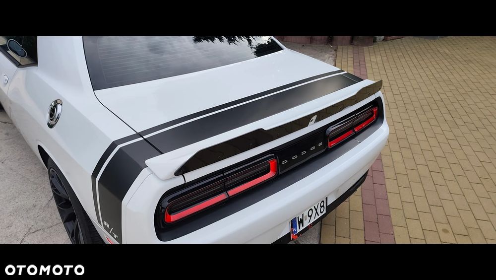 Dodge Challenger 5.7 R/T - 29