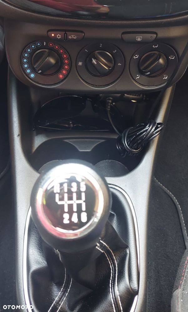Opel Corsa 1.4 Turbo (ecoFLEX) Start/Stop Innovation - 22