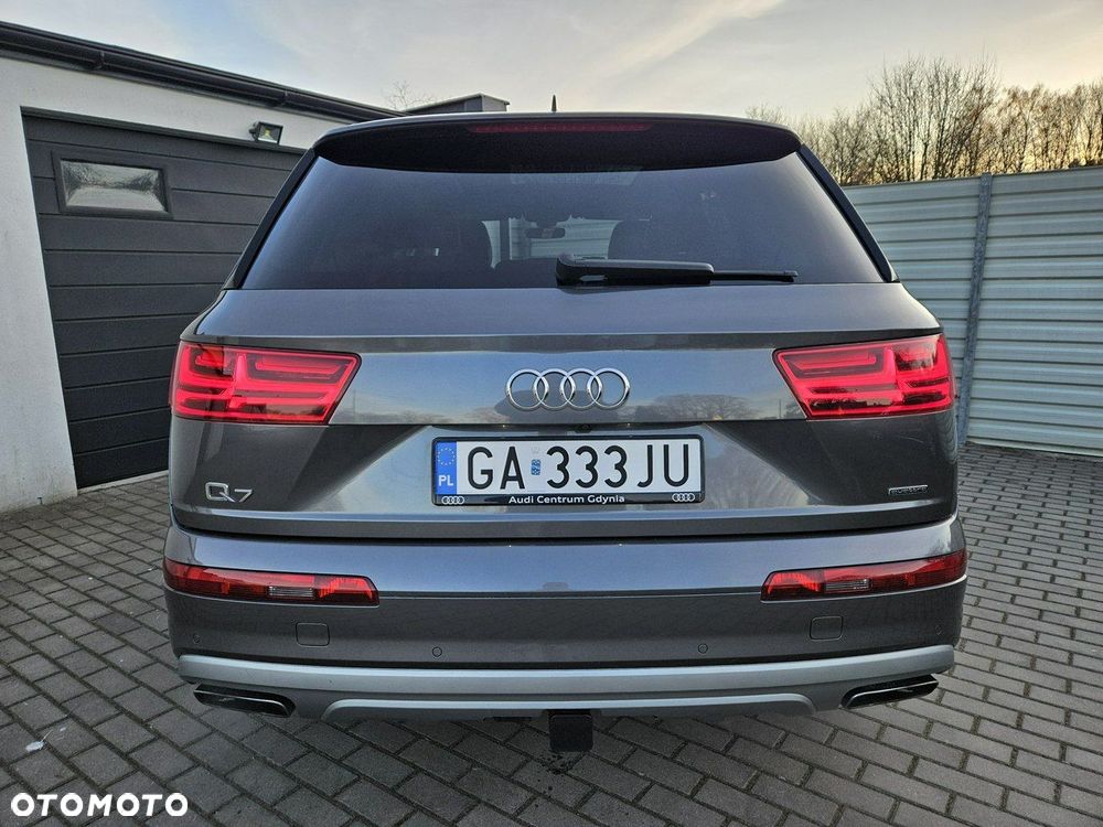 Audi Q7 - 3