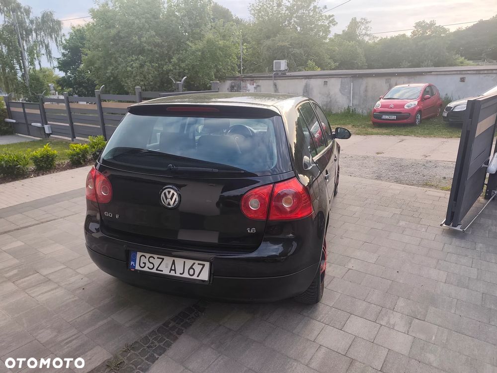 Volkswagen Golf 1.6 Comfortline Tiptr - 17