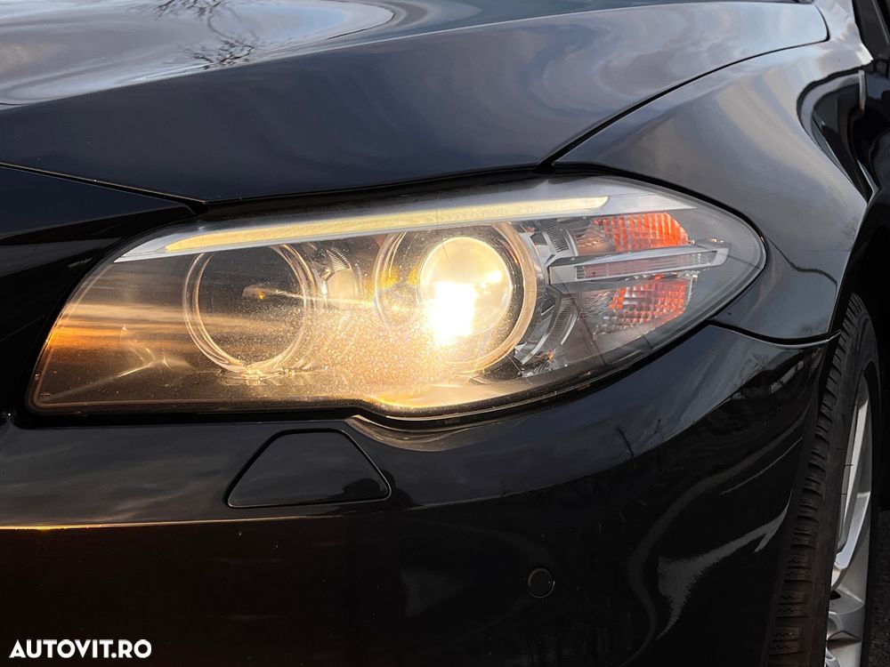 BMW Seria 5 525d xDrive AT - 8