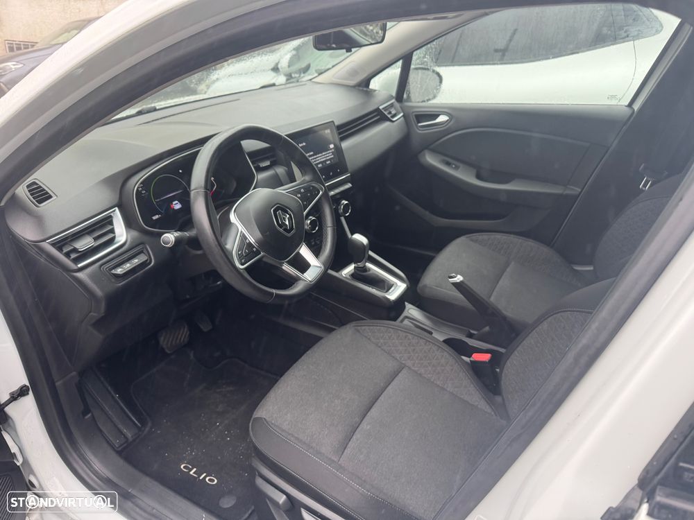 Renault Clio 1.6 E-Tech Exclusive - 5