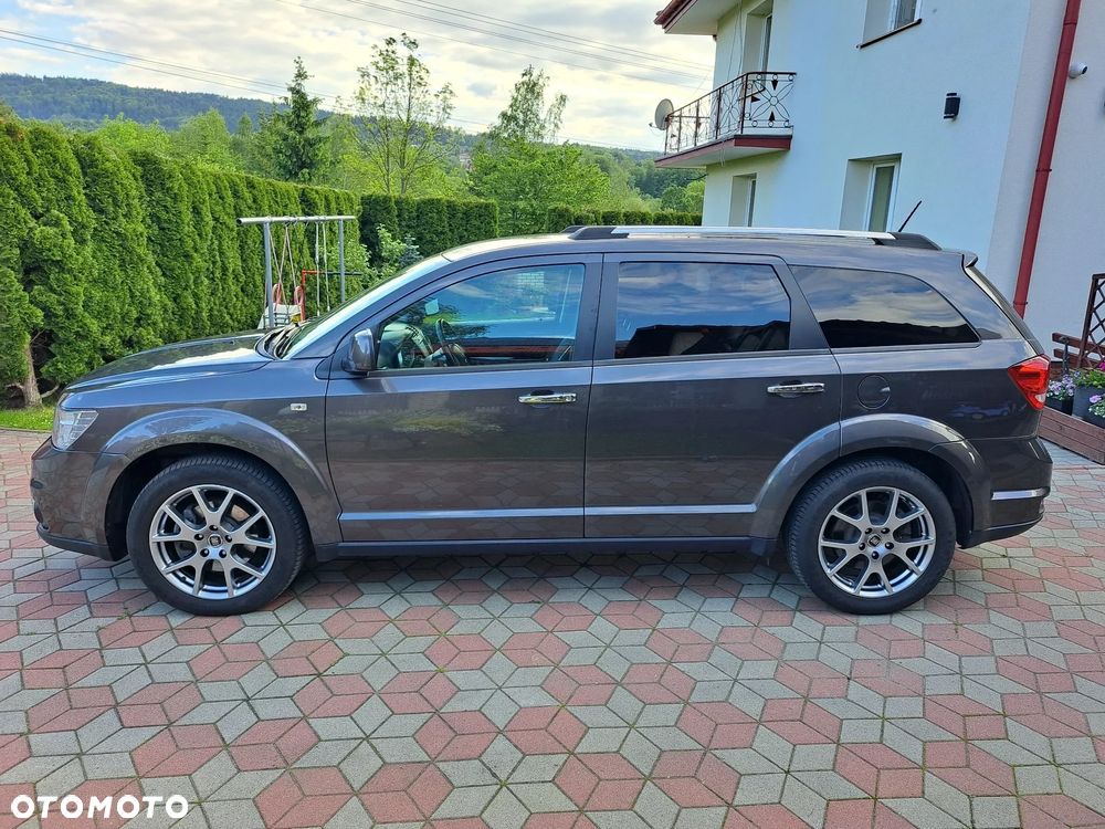 Fiat Freemont 2.0 Multijet 16V DPF Automatik Allrad Lounge - 2