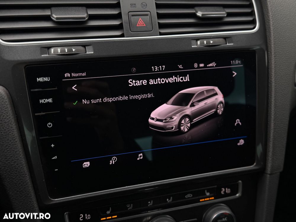 Volkswagen e-Golf - 29