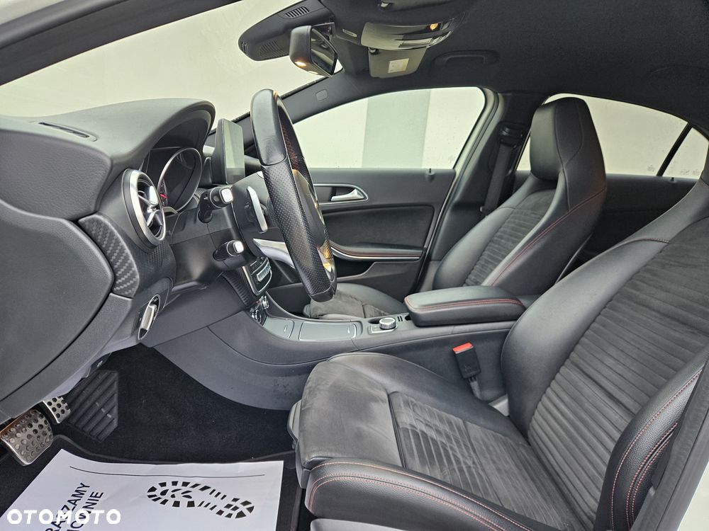 Mercedes-Benz Klasa A 180 (BlueEFFICIENCY) 7G-DCT AMG Sport - 25