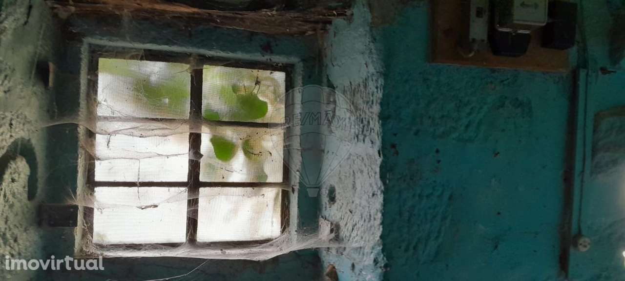 Moradia T2 para venda - Grande imagem: 2/6