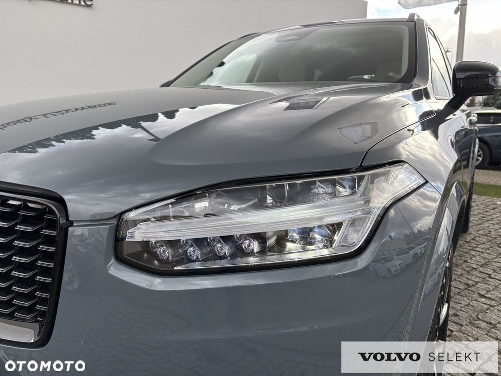 Volvo XC 90 - 6