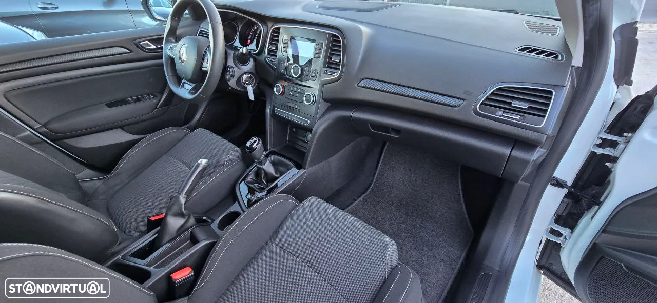 Renault Mégane 1.2 TCE Zen - 13