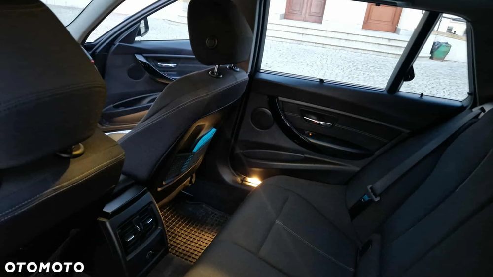 BMW Seria 3 - 9