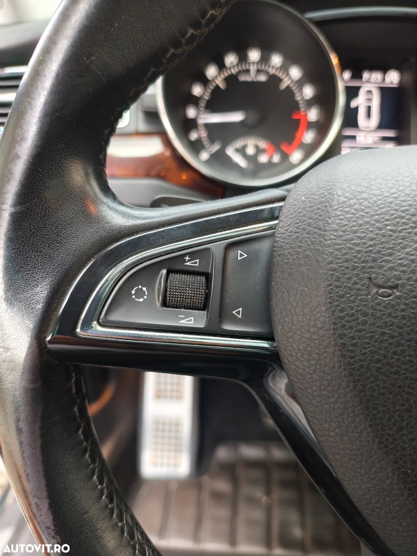 Skoda Superb 2.0 TDI Green tec 4x4 DSG Elegance - 24