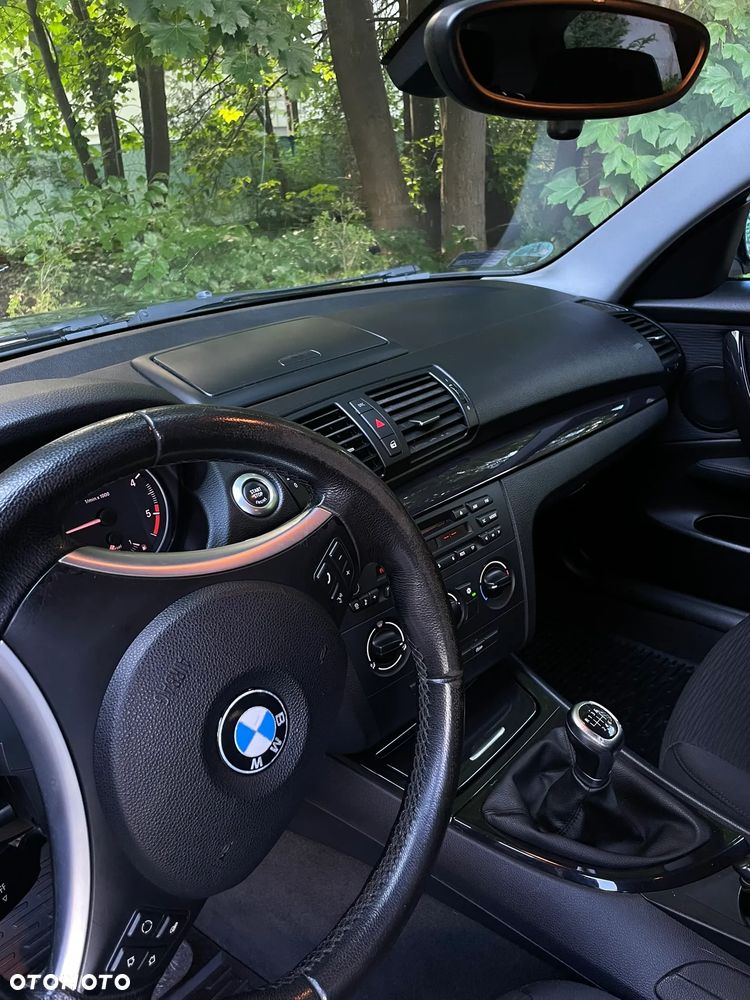 BMW Seria 1 118d - 8