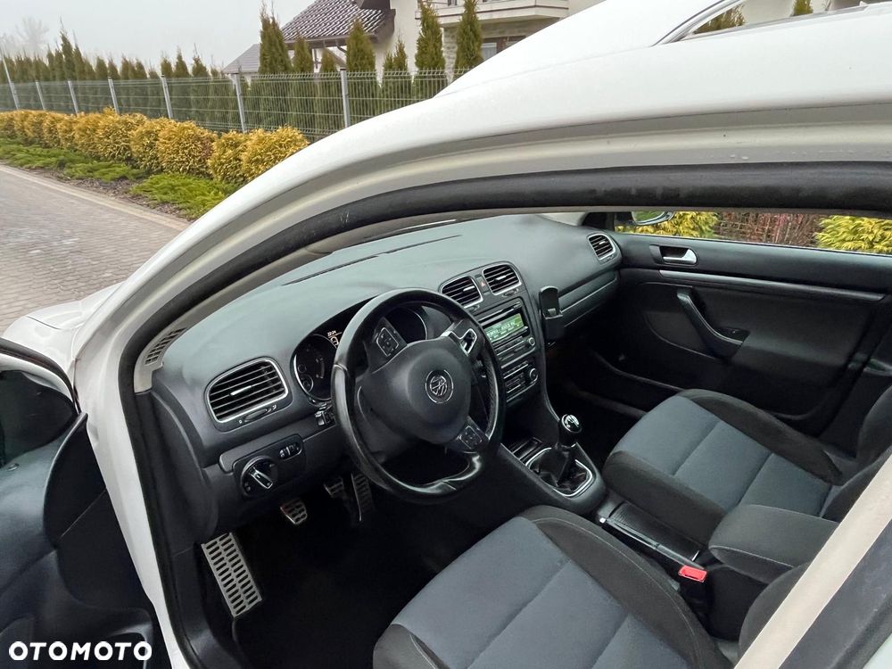 Volkswagen Golf 1.6 TDI DPF Style - 18