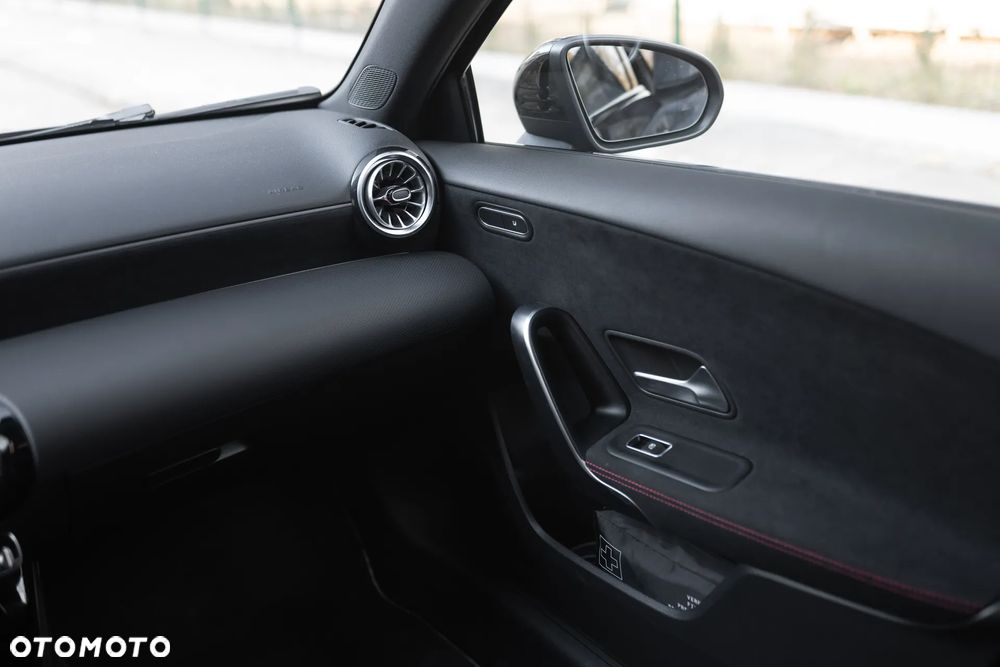 Mercedes-Benz Klasa A 200 AMG Line 7G-DCT - 15