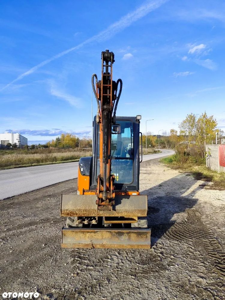 Hitachi ZAXIS 26U - 3