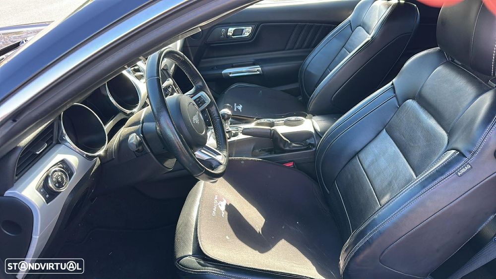 Ford Mustang 2.3 Eco Boost - 11
