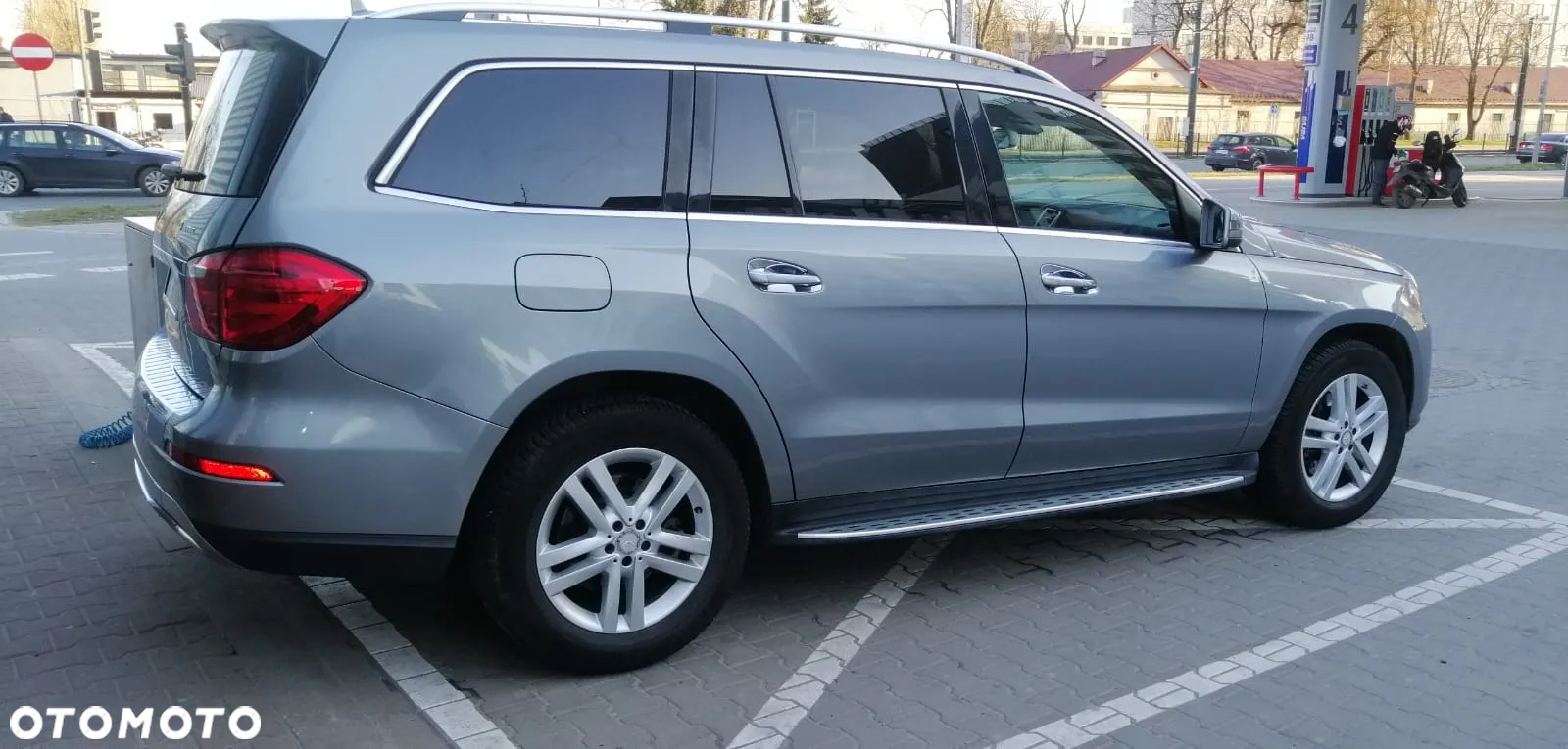 Mercedes-Benz GL 400 4Matic 7G-TRONIC - 3