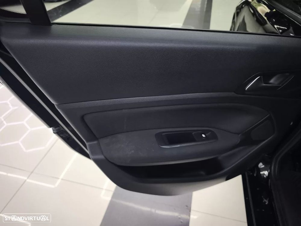 Peugeot 308 1.6 BlueHDi Allure J17 EAT6 — fotografia 41
