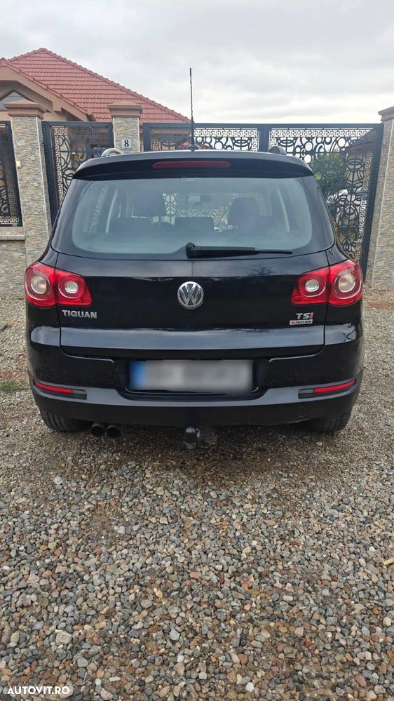 Volkswagen Tiguan - 4