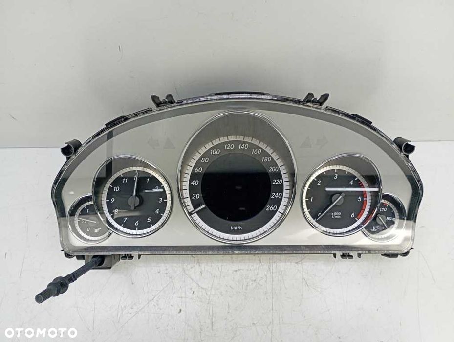 licznik zegary mercedes w212 e-klassa 350 cdi 3.0 v6 europa A2129004113 - 1