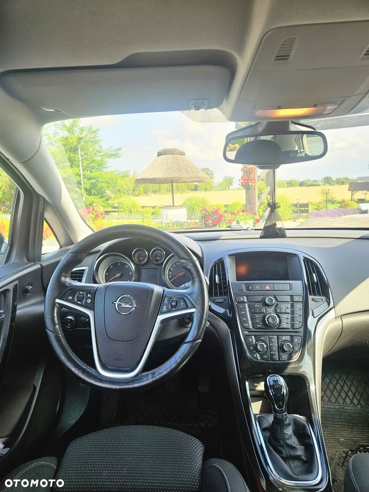 Opel Astra 2.0 CDTI Cosmo - 7