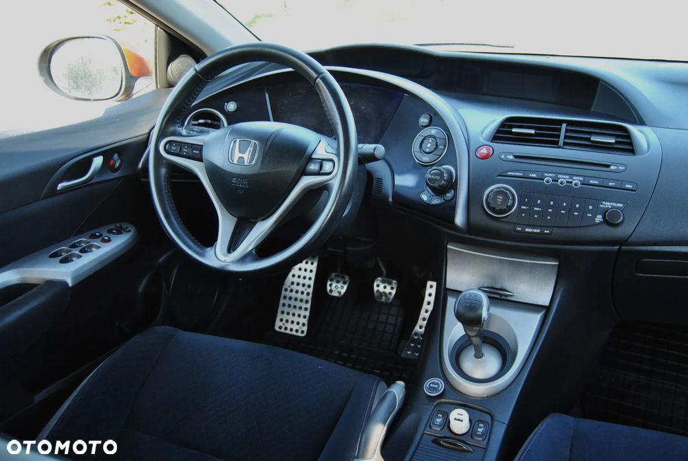 Honda Civic 1.4 Comfort - 11