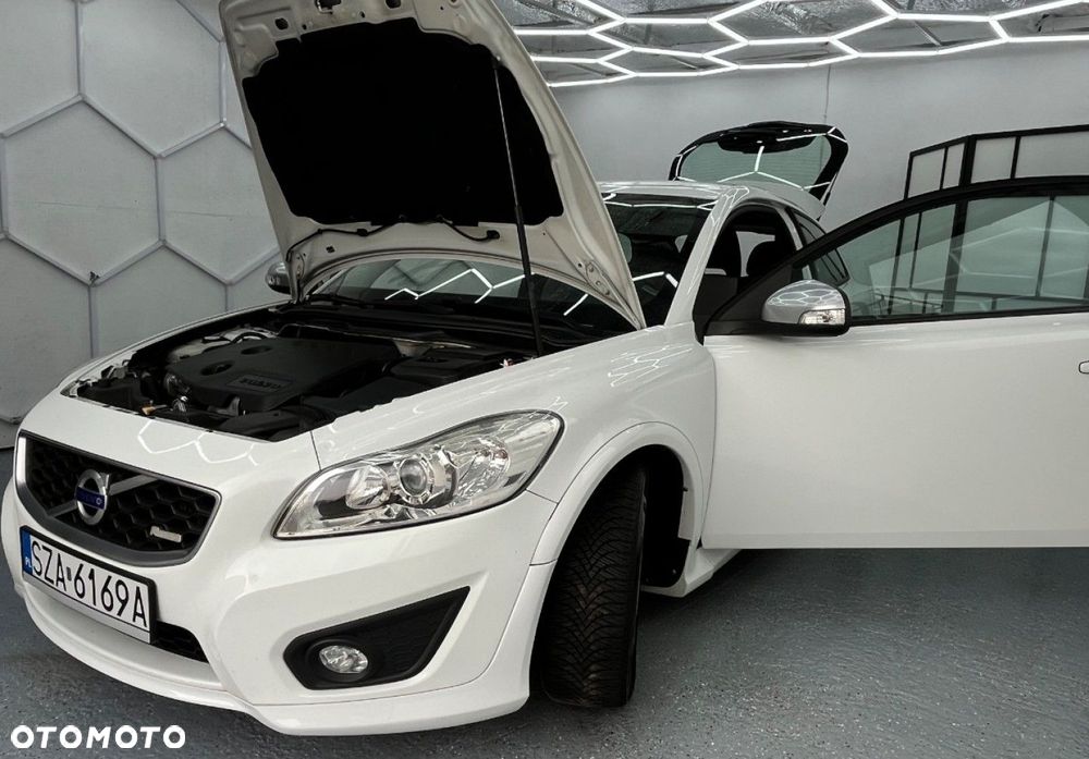 Volvo C30 - 30