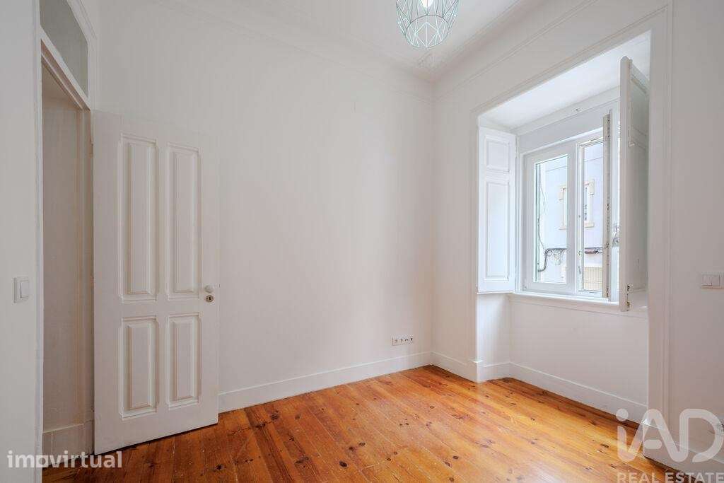 Apartamento T1 em Campolide de 43 m2 - Grande imagem: 3/40