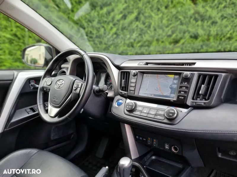 Toyota RAV4 2.5 4x2 Hybrid Executive - 14