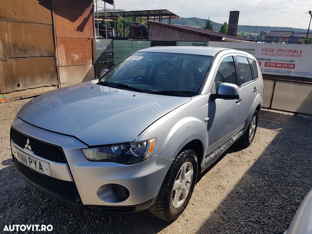 Dezmembrari dezmembrez  Mitsubishi Outlander Facelift 2.2 Diesel 2006-2012 - 1