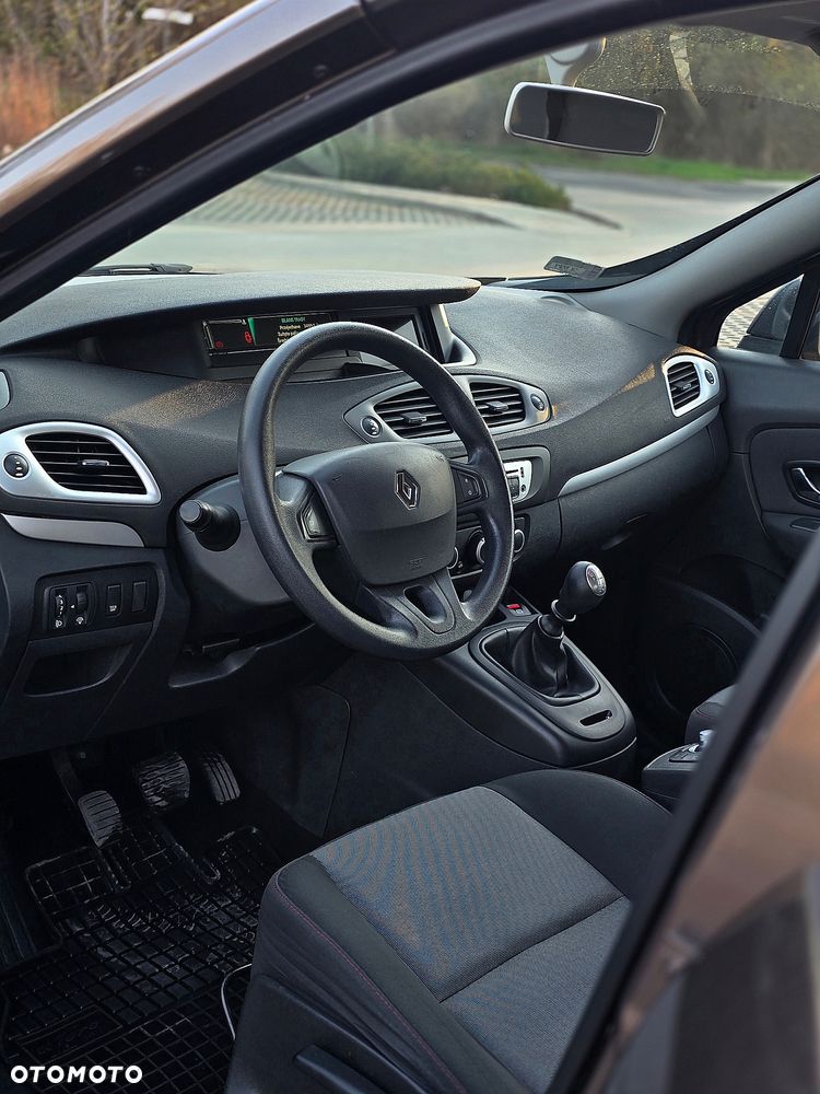 Renault Scenic 1.5 dCi Expression - 15