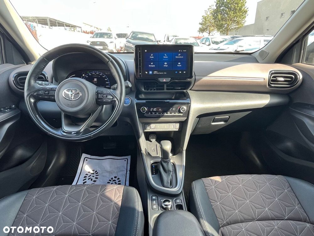 Toyota Yaris Cross - 5