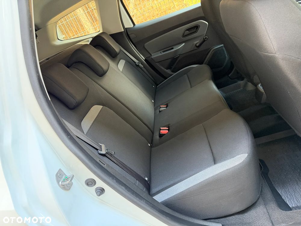 Dacia Duster ver-1-5-blue-dci-comfort-4wd-eu6d - 26