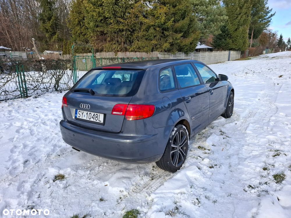 Audi A3 Sportback 1.9 TDI DPF Ambiente - 4