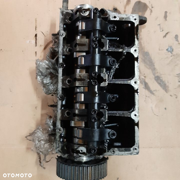 Głowica Wałek Audi Skoda Seat Vw 1.9 tdi PD 038103373R