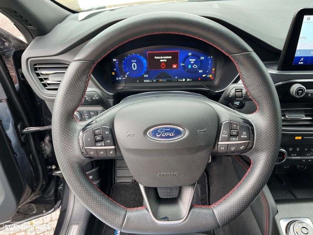 Ford Kuga 2.5 FHEV ST-Line - 31