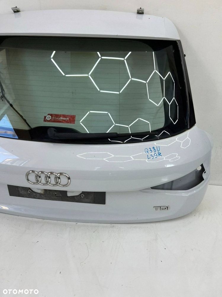 Burta tylna klapa bagażnika LS9R Audi Q3 8U TYŁ - 3