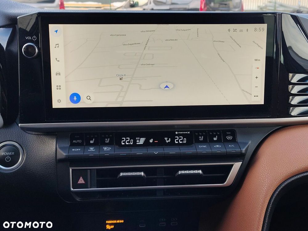 Toyota Camry - 22