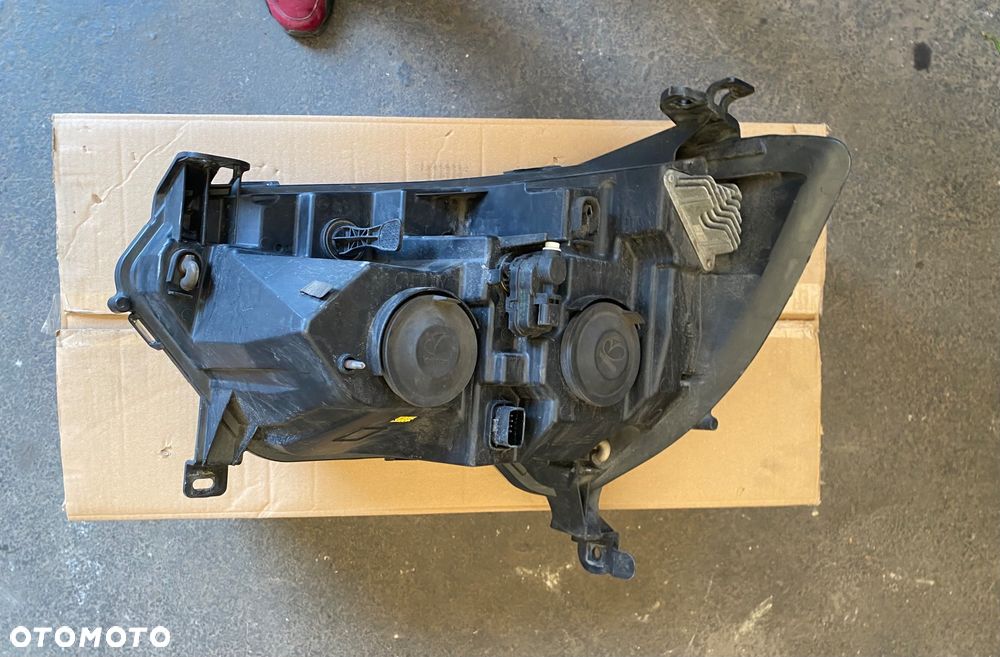 RENAULT MASTER 3 III LIFT 4 IV ORYGINALNA ! LAMPA PRZEDNIA PRAWA REFLEKTOR PRAWY PRZÓD LED Ledowa  Wwa - 10