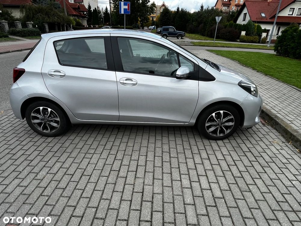 Toyota Yaris - 17