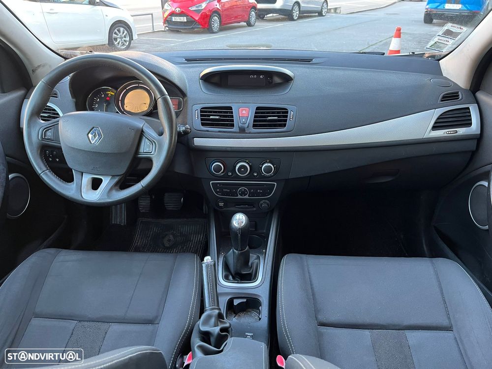 Renault Mégane Sport Tourer 1.5 dCi Dynamique - 8