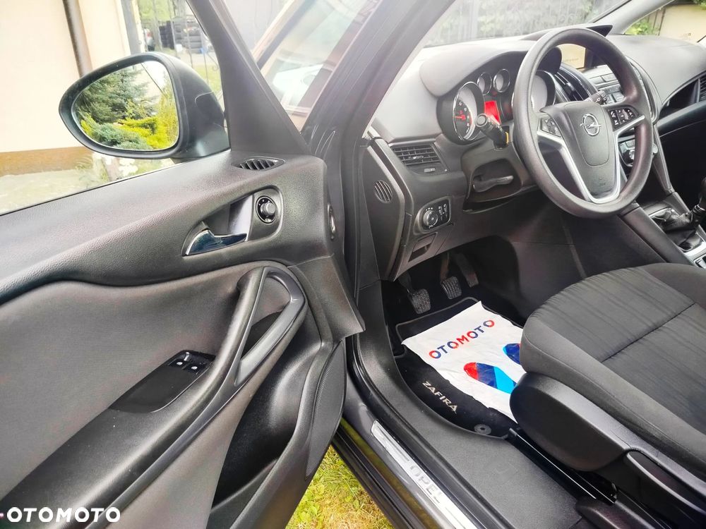 Opel Zafira 1.4 T Cosmo EcoFLEX S&S - 26