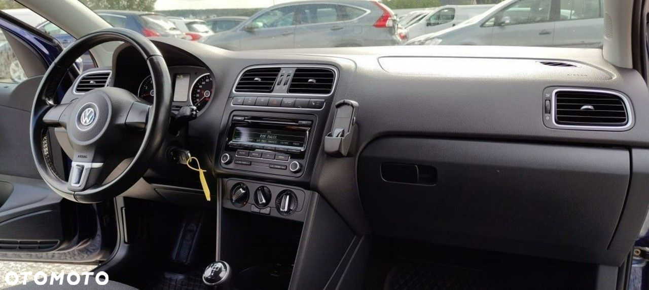 Volkswagen Polo - 18