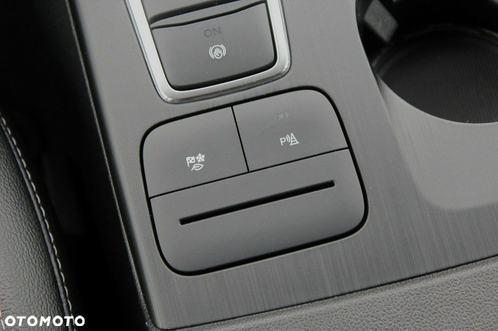 Ford Kuga - 19