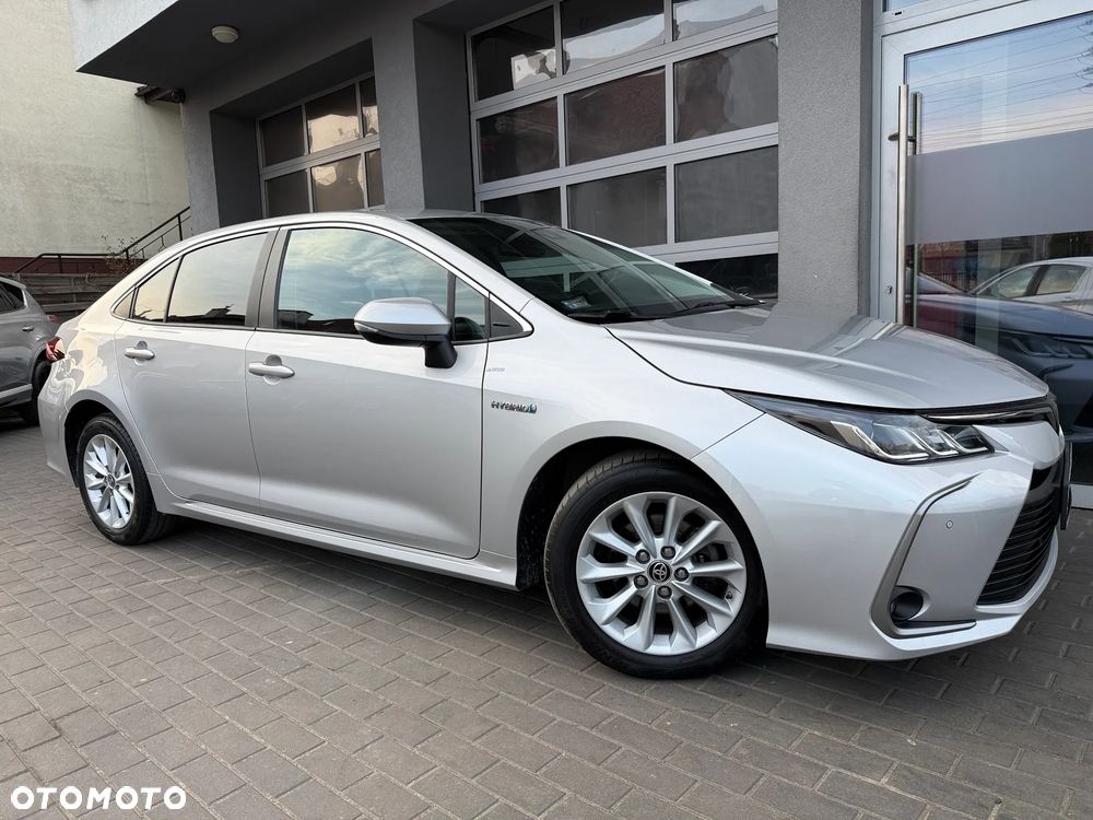 Toyota Corolla 1.8 Hybrid Comfort - 23