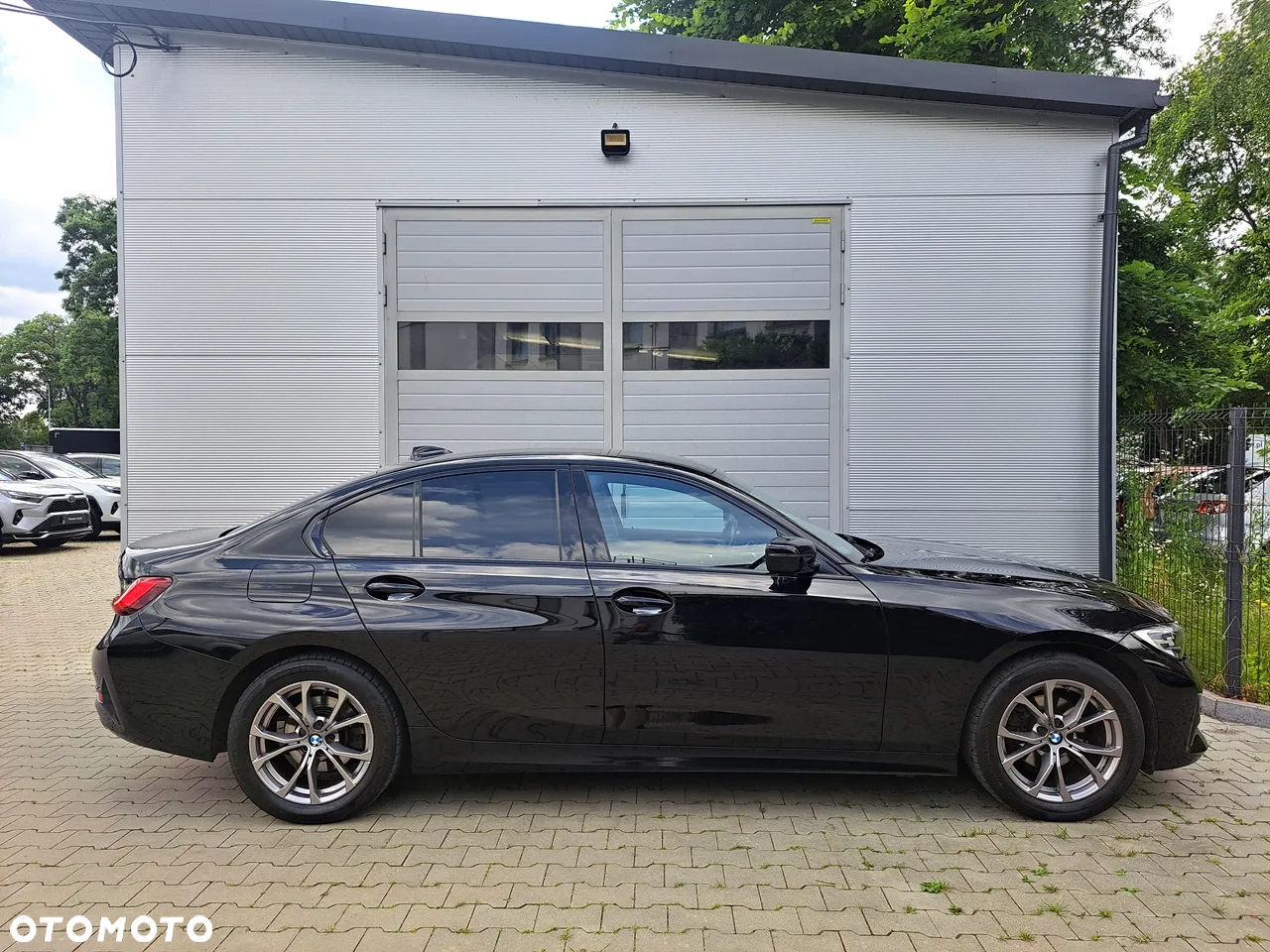 BMW Seria 3 318i Sport - 3