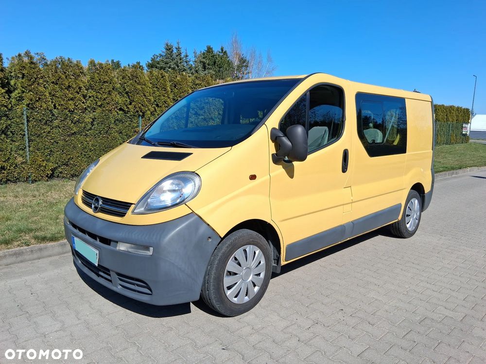 Opel Vivaro - 1