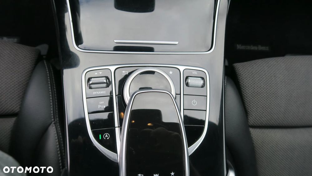 Mercedes-Benz Klasa C 200 7G-TRONIC Avantgarde - 26